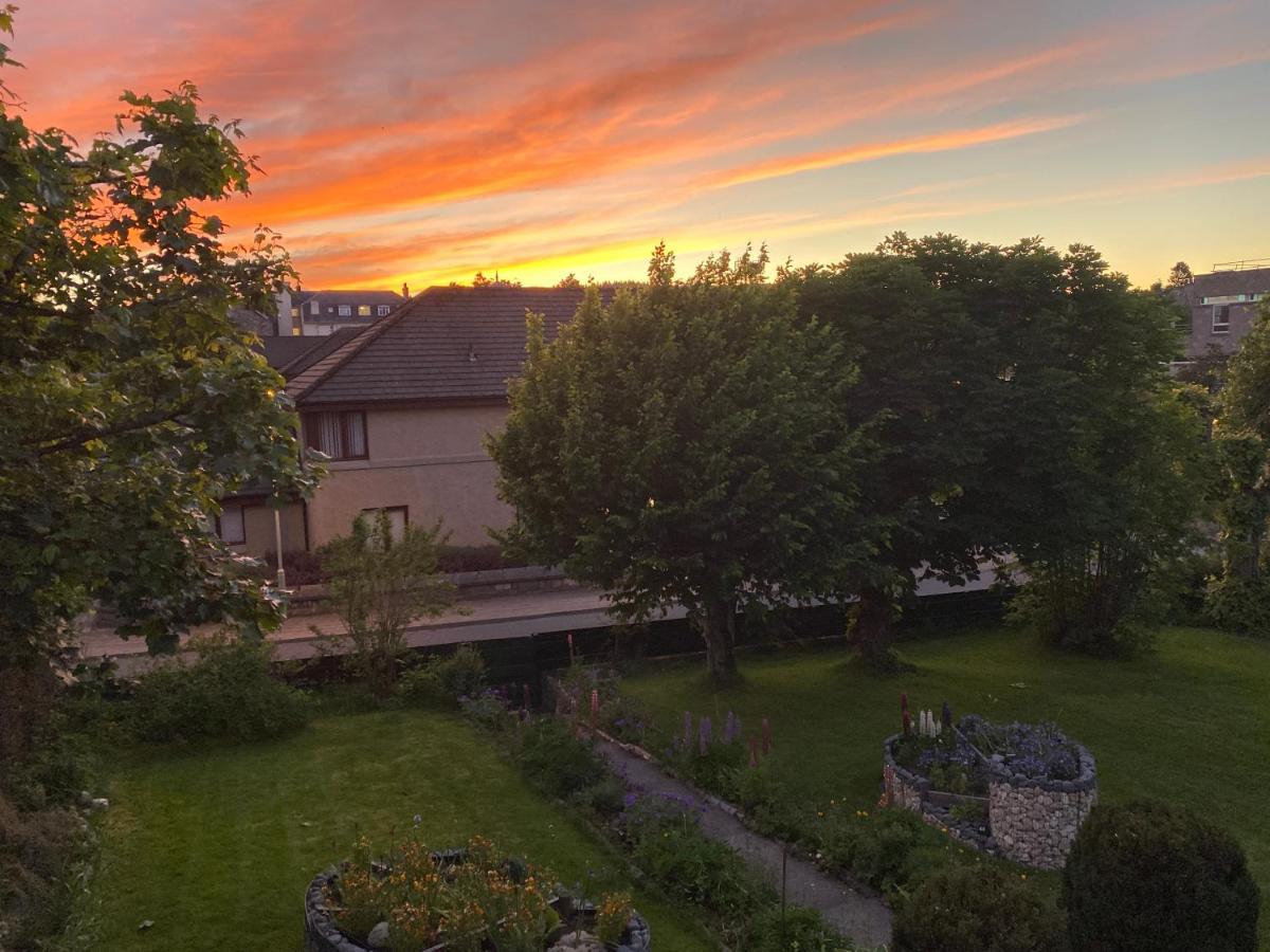 Grantown-on-Spey Garden Park Guest House מראה חיצוני תמונה